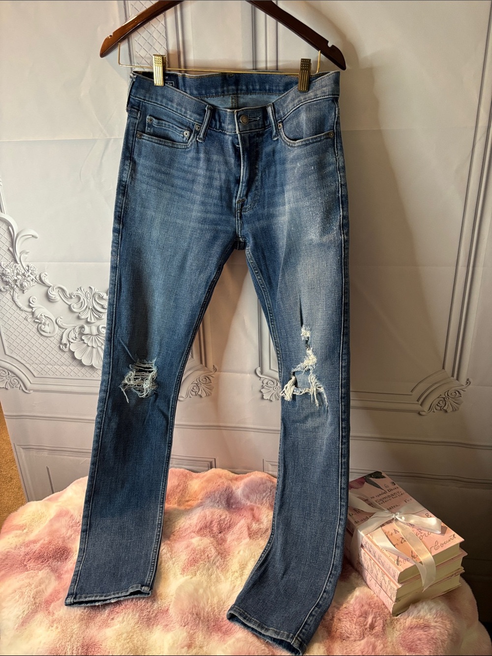 Abercrombie & Fitch Felix Skinny Blue Distressed Men's Jeans, 32W x 32L